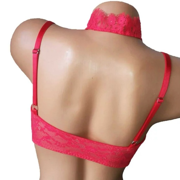 Very Sexy Push-Up Bra - Picture 2 of 5